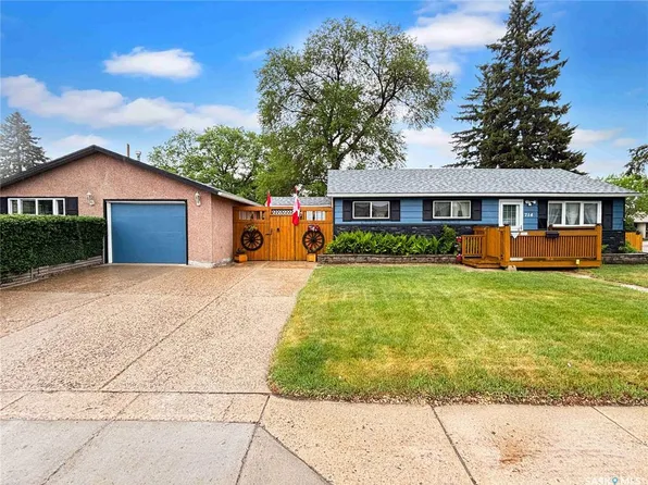 714 S AVENUE N, Saskatoon, SK S7L 3A3