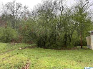 Howard Dr, Guntersville, AL 35976