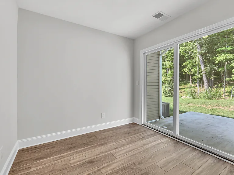 219 Limestone Point Dr — Photo 1