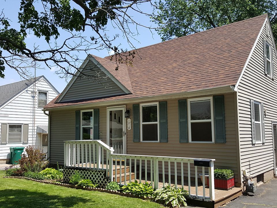 2nd image of 1218 Massachusetts Ave