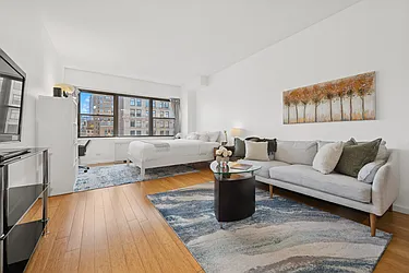 10 West 15th Street