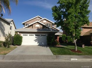 28848 Raintree Ln, Santa Clarita, CA 91390