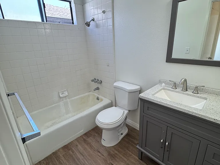 1625 Glendon Ave #6 — Photo 10