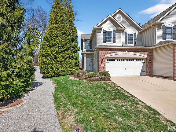 3rd image of 280 Letham Ct