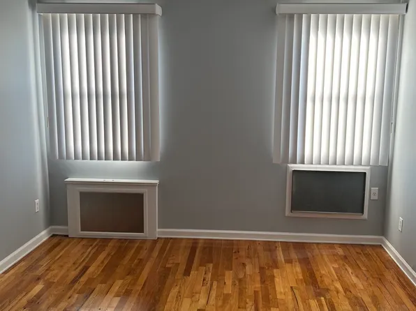 942 East 85th Street image 8 of 12