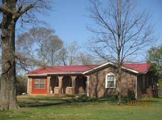 1468 Oak Grove Rd, Goodspring, TN 38460