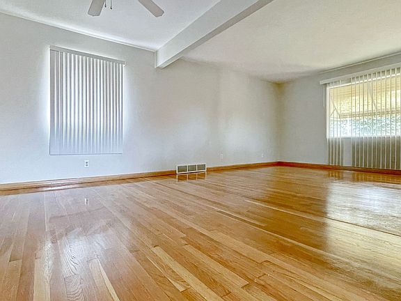 2nd image of 3952-54 S 43rd St