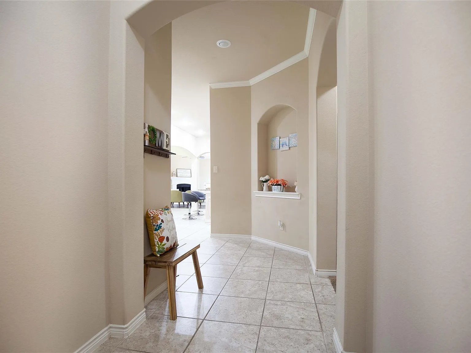 10113 Old Eagle River Ln — Photo 2