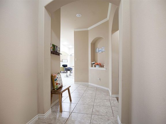 2nd image of 10113 Old Eagle River Ln