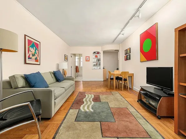25 Minetta Ln APT 2K, New York, NY 10012