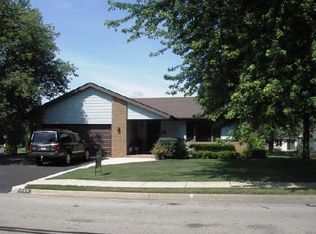 1629 S Trainer Rd, Rockford, IL 61108