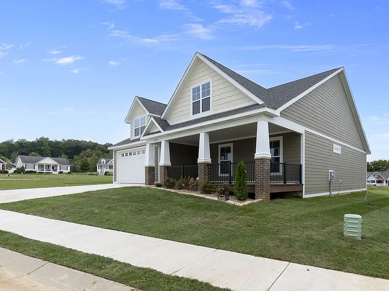 2272 Heywood Meadows Cpe — Photo 2