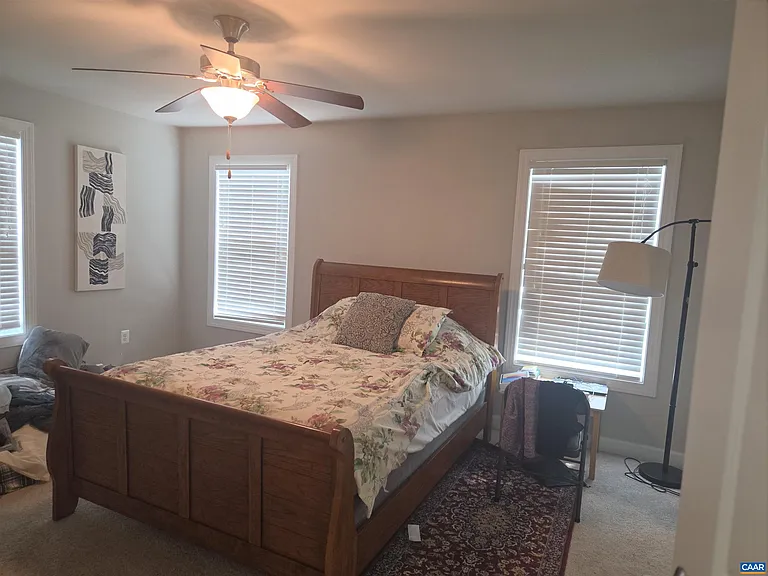 2441 Winthrop Dr — Photo 17