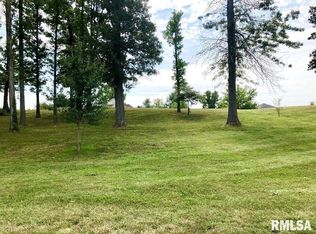 Ridgeview Dr, Marion, IL 62959