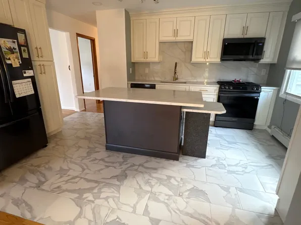 207 Lincoln Ave, Totowa, NJ 07512
