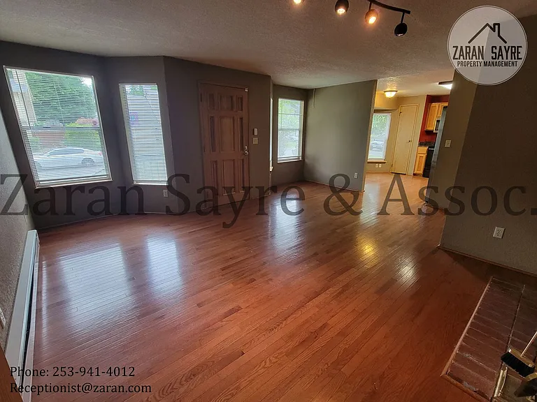 32231 14th Ave SW — Photo 2