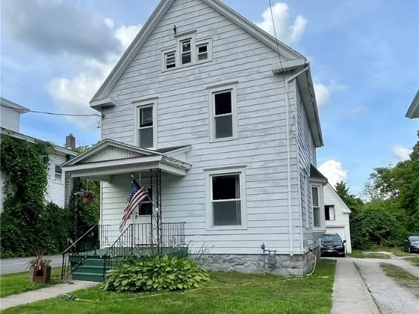 66 N Gordon St, Gouverneur, NY 13642