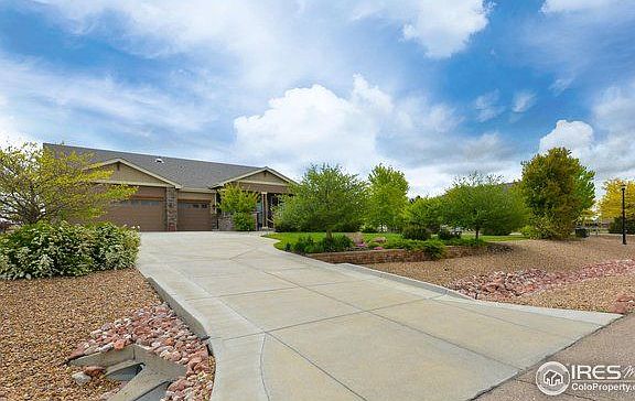 4th image of 8789 Longs Peak Cir