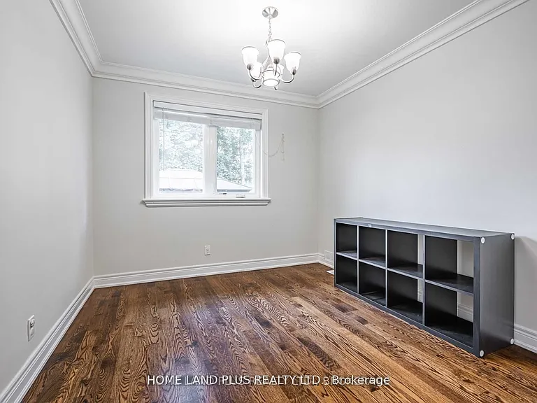 66 Munro Blvd — Photo 15