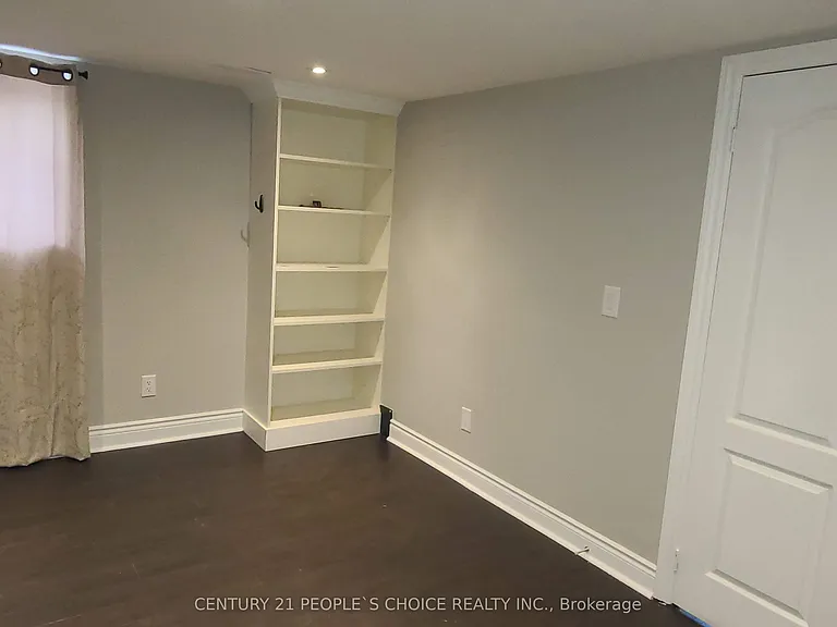 3 Erindale Cres #BASEMENT — Photo 5