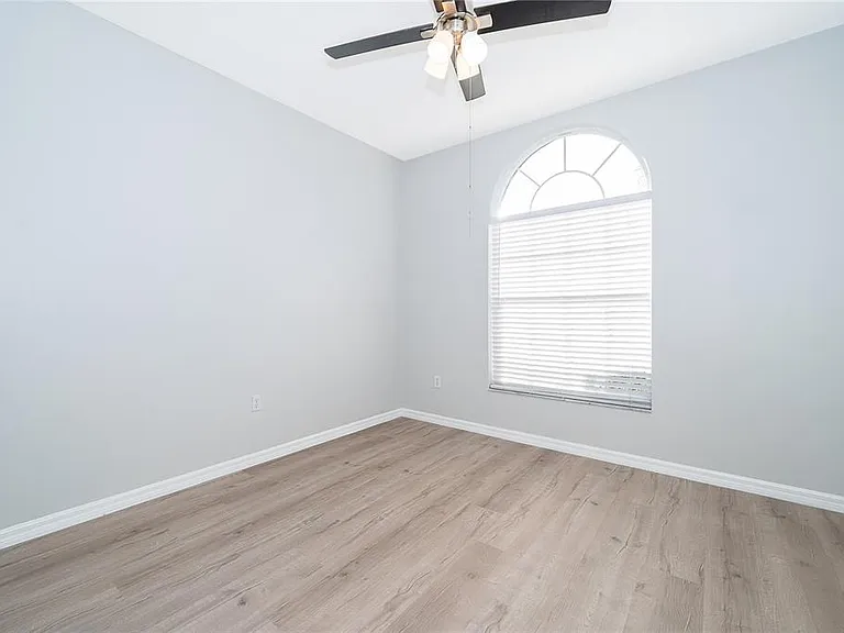 2505 Aster Cove Ln — Photo 4