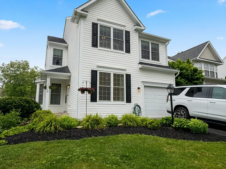 11159 Pond Fountain Ct — Photo 2