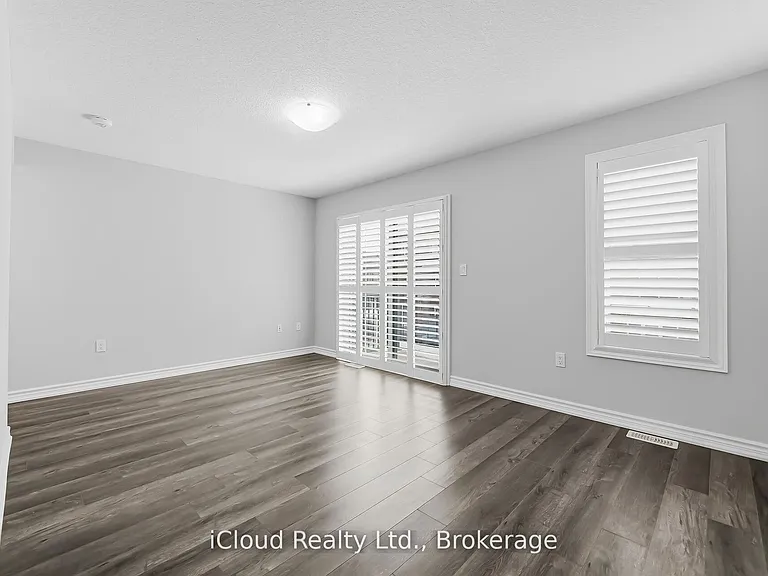 445 Ontario St N #103 — Photo 17