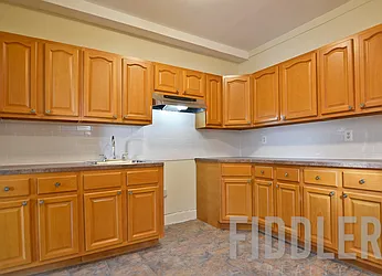 Rented by Fiddler Realty