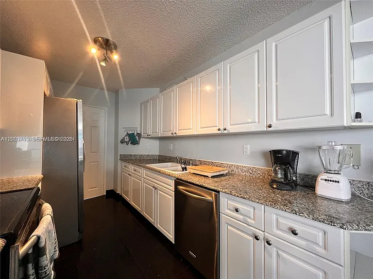16711 Collins Ave #602 — Photo 11