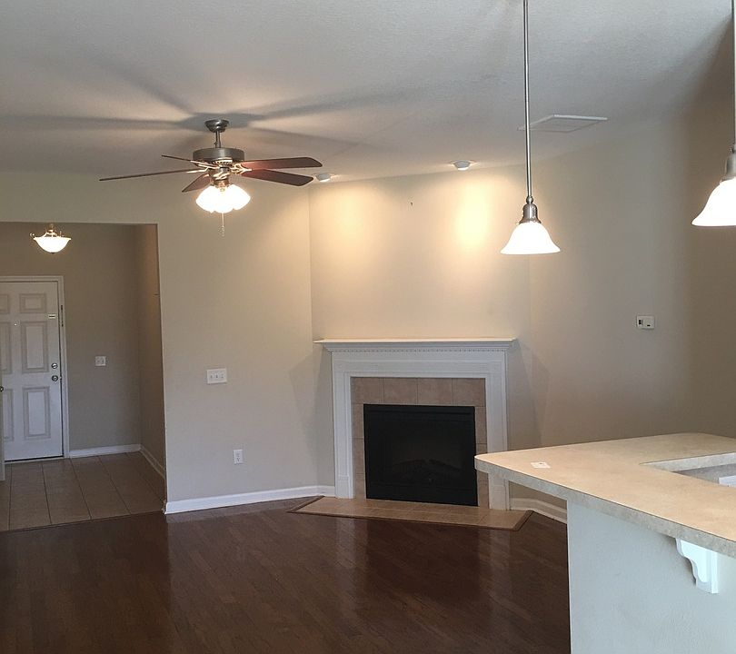 1st image of 530 Canyon Oak Loop
