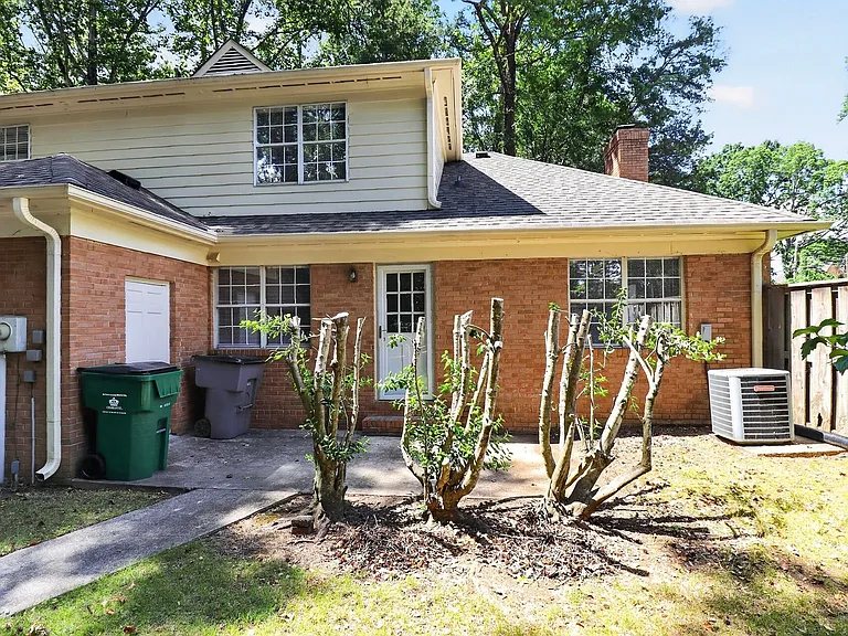 101 Cabell Way — Photo 30