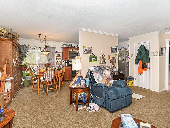 5th image of 162 Mountain Laurel Way NE
