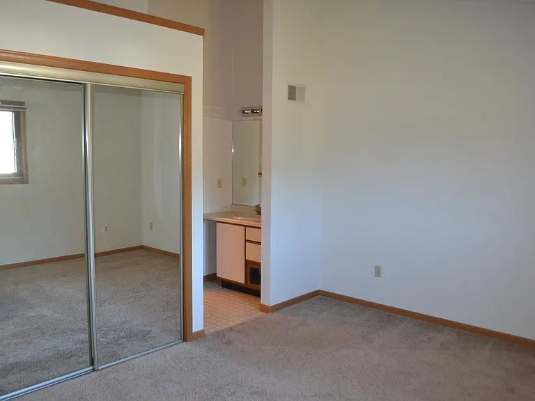 3207 Eau Claire Ave — Photo 14