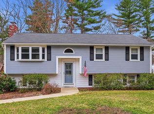 7 Nevens Street, Hudson, NH 03051