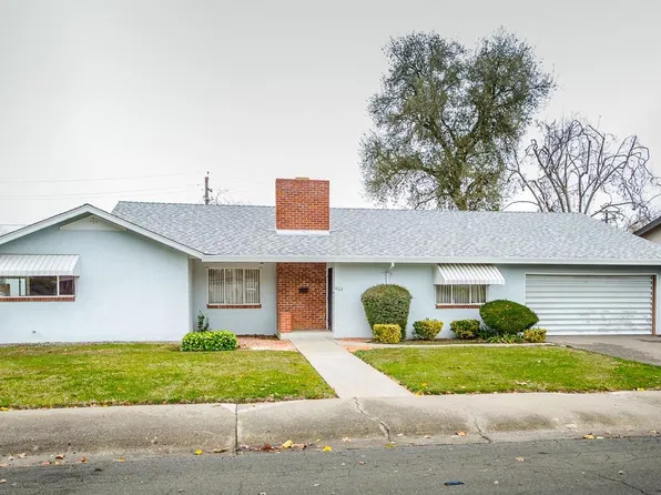 403 Buena Tierra Dr, Woodland, CA 95695