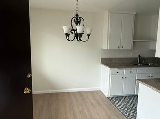 60 S Meridith Ave APT 1, Pasadena, CA 91106