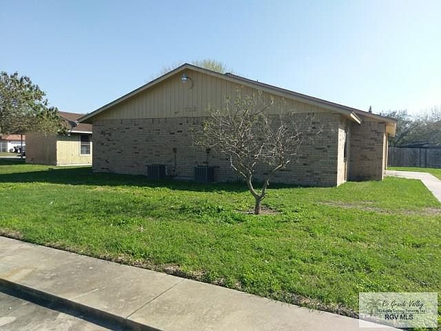 1st image of 722 Tumbleweed Dr APT 1