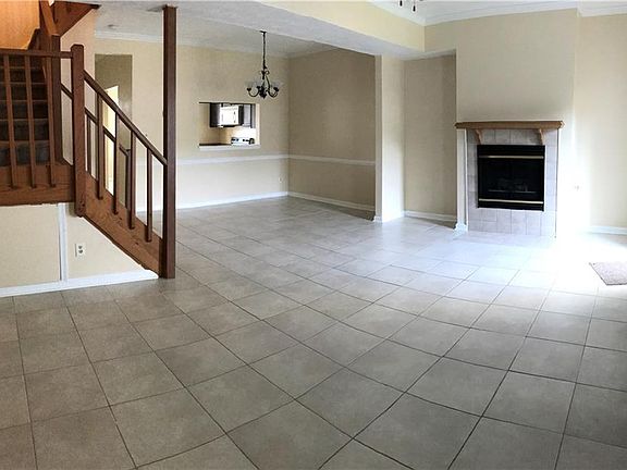 4th image of 118 Foundry Ct