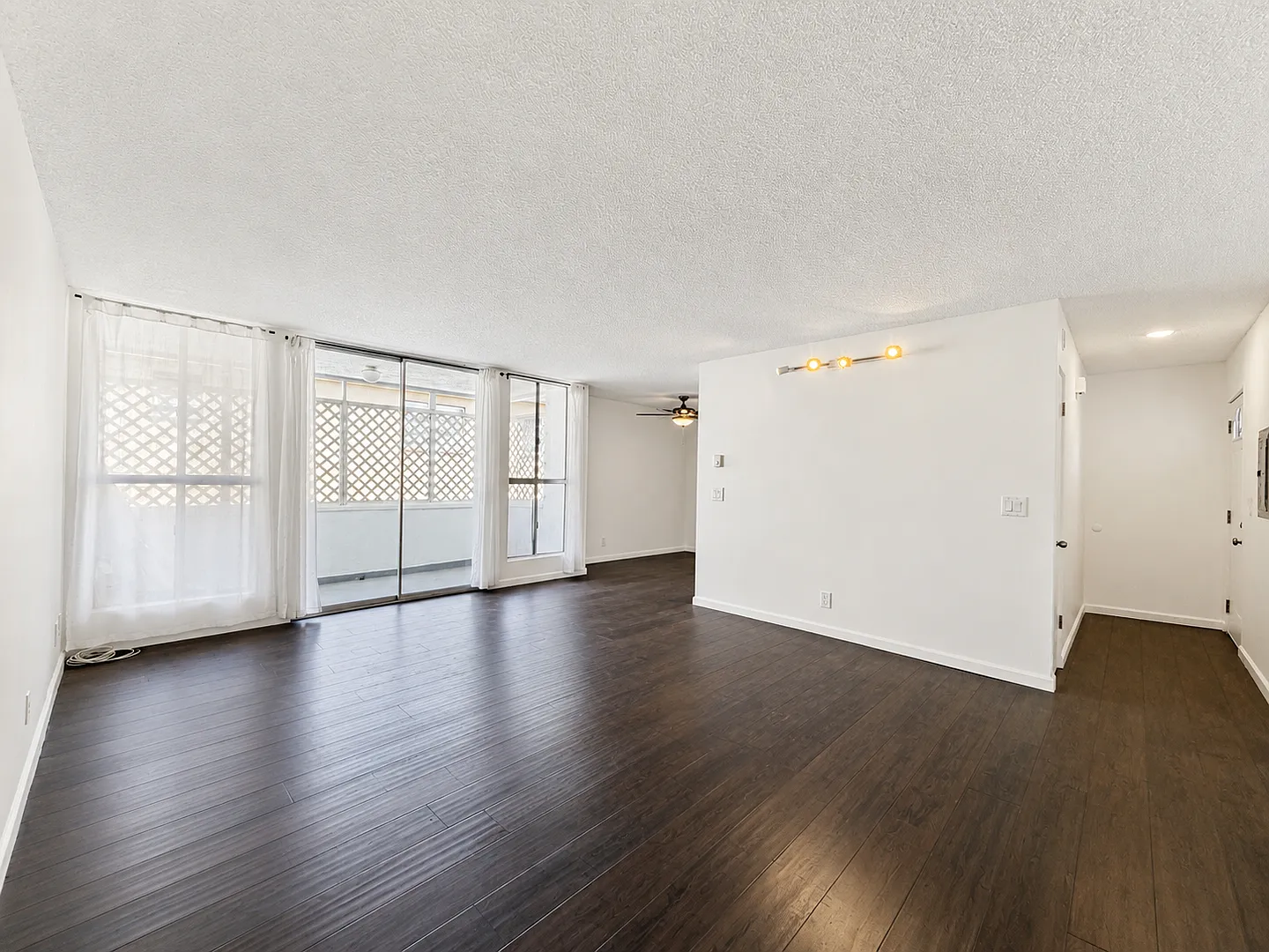 1111 Euclid St. — Photo 3