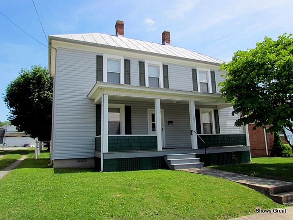 For Sale: 204 N Blair ST, Vinton, Virginia 24179