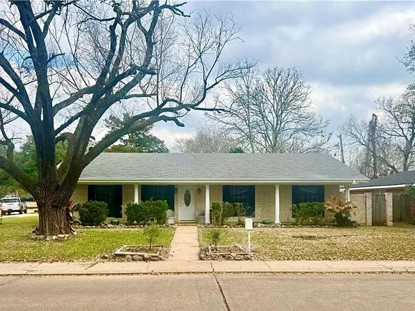 5003 Bluebird Ln, Alexandria, LA 71303