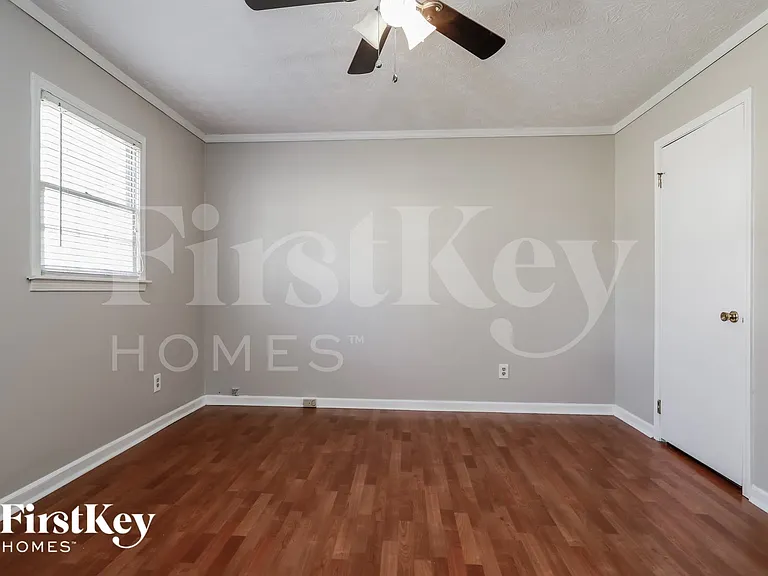 1459 Ridgeland Ct — Photo 11