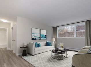 390 Grey St, London, ON N6B 1G9
