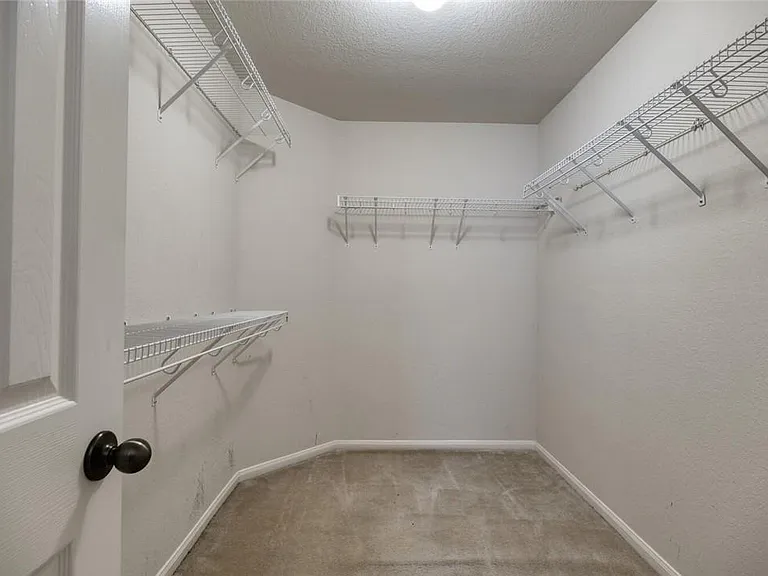 314 Hidden Brook Ln — Photo 9
