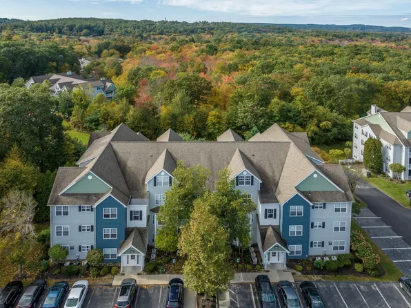 Ellington Metro West