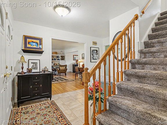 2nd image of 1571 Hunters Ridge Dr