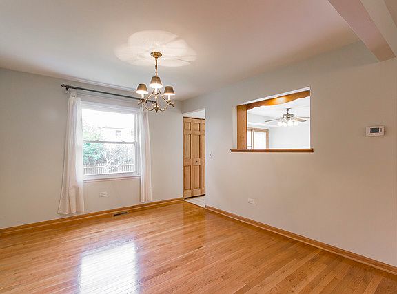 5th image of 1147 Crest Ct