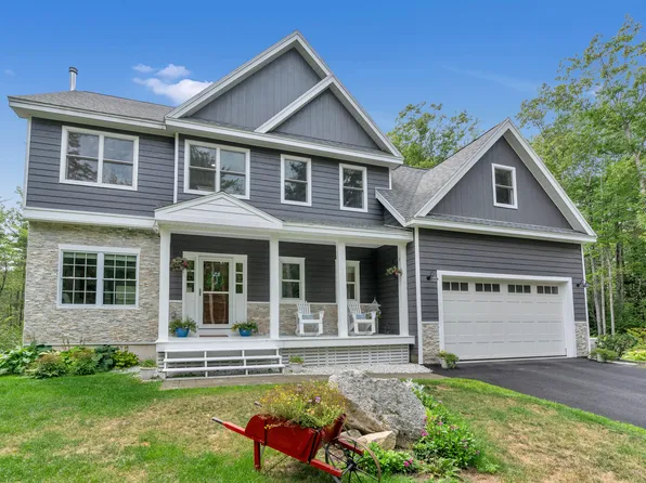 451 Cape Road, Raymond, ME 04071