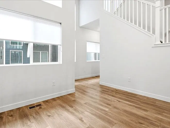 3 bed, 2.5 bath, 1919 sqft, $2,195 — Photo 4