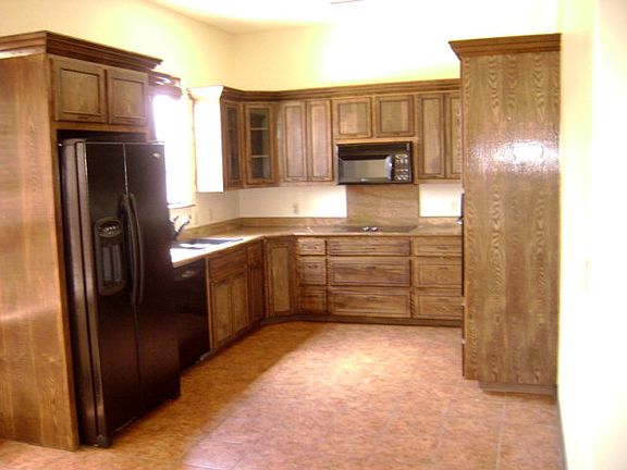 2nd image of 1009 Dennise Ct